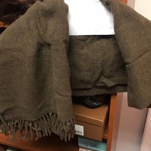 Sutton studio scarf wool